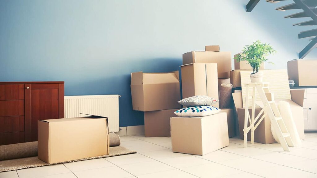Smart Ways To Safely Pack Fragile Items During A Home Move